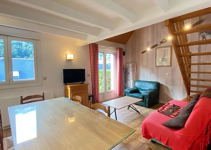 Le Chalet 102. 3 Chambres. Terrasse. Parking. Wifi
